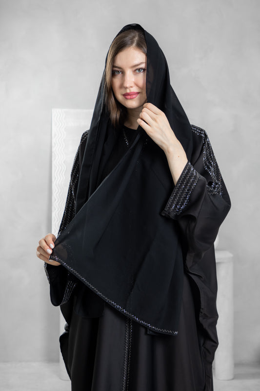عباية اللؤلؤة السوداء