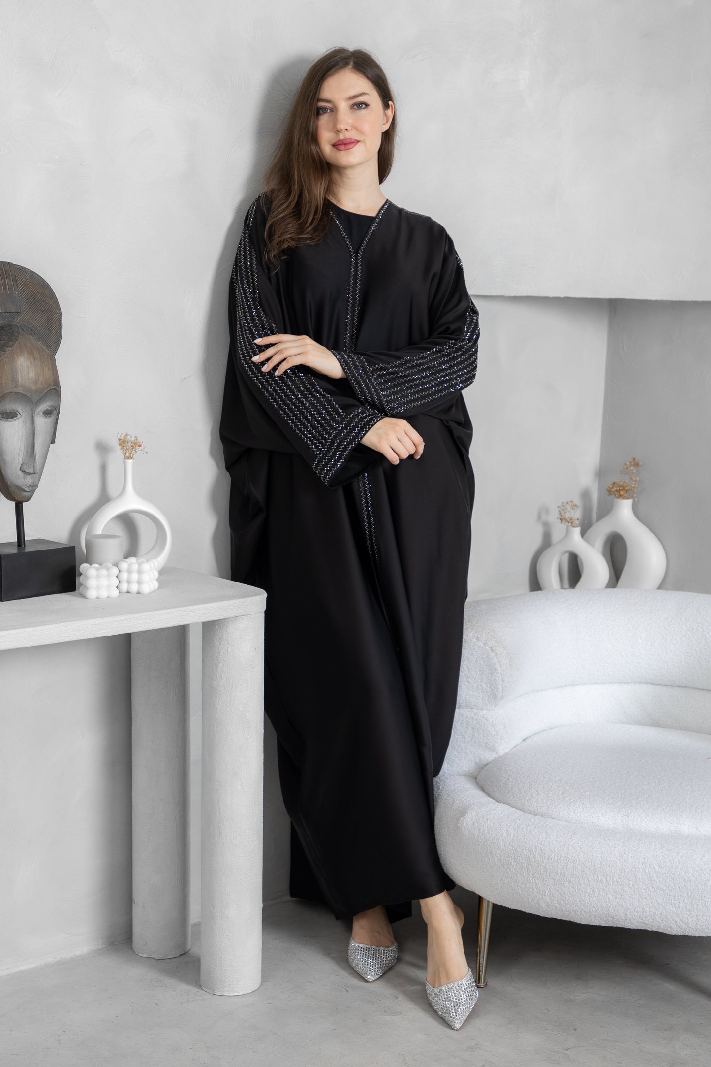 عباية اللؤلؤة السوداء