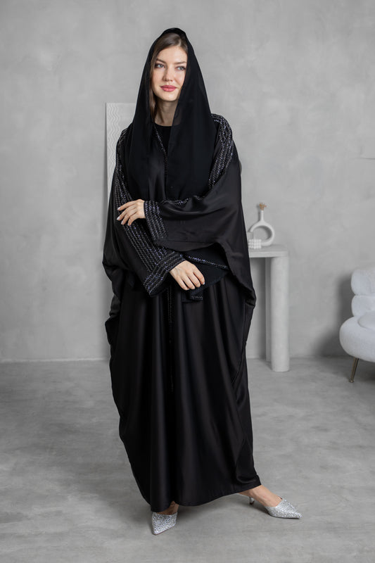 عباية اللؤلؤة السوداء